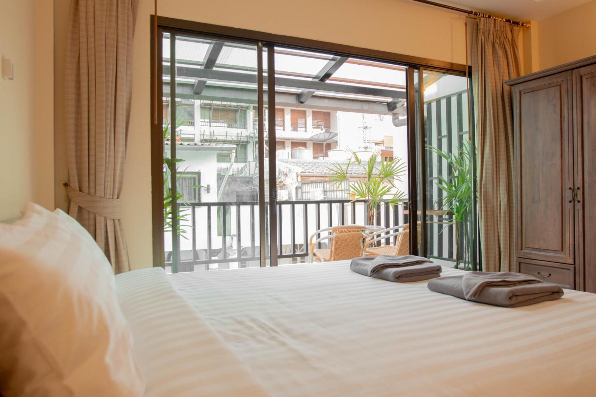 Maiiam Guesthouse Patong Exterior photo